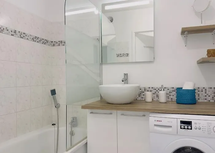 شقة 1 Bedroomed Toscane سيري
